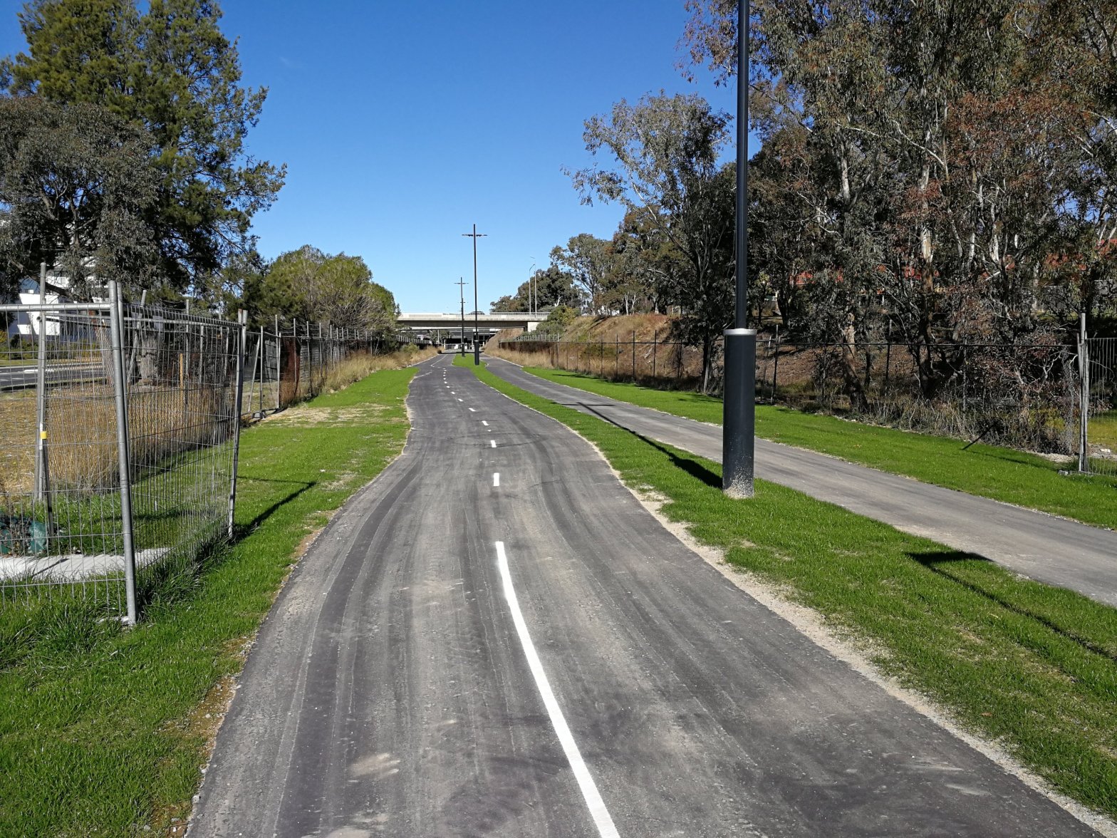 Main Community Route (MCR), Belconnen Bikeway, Belconnen, Canberra